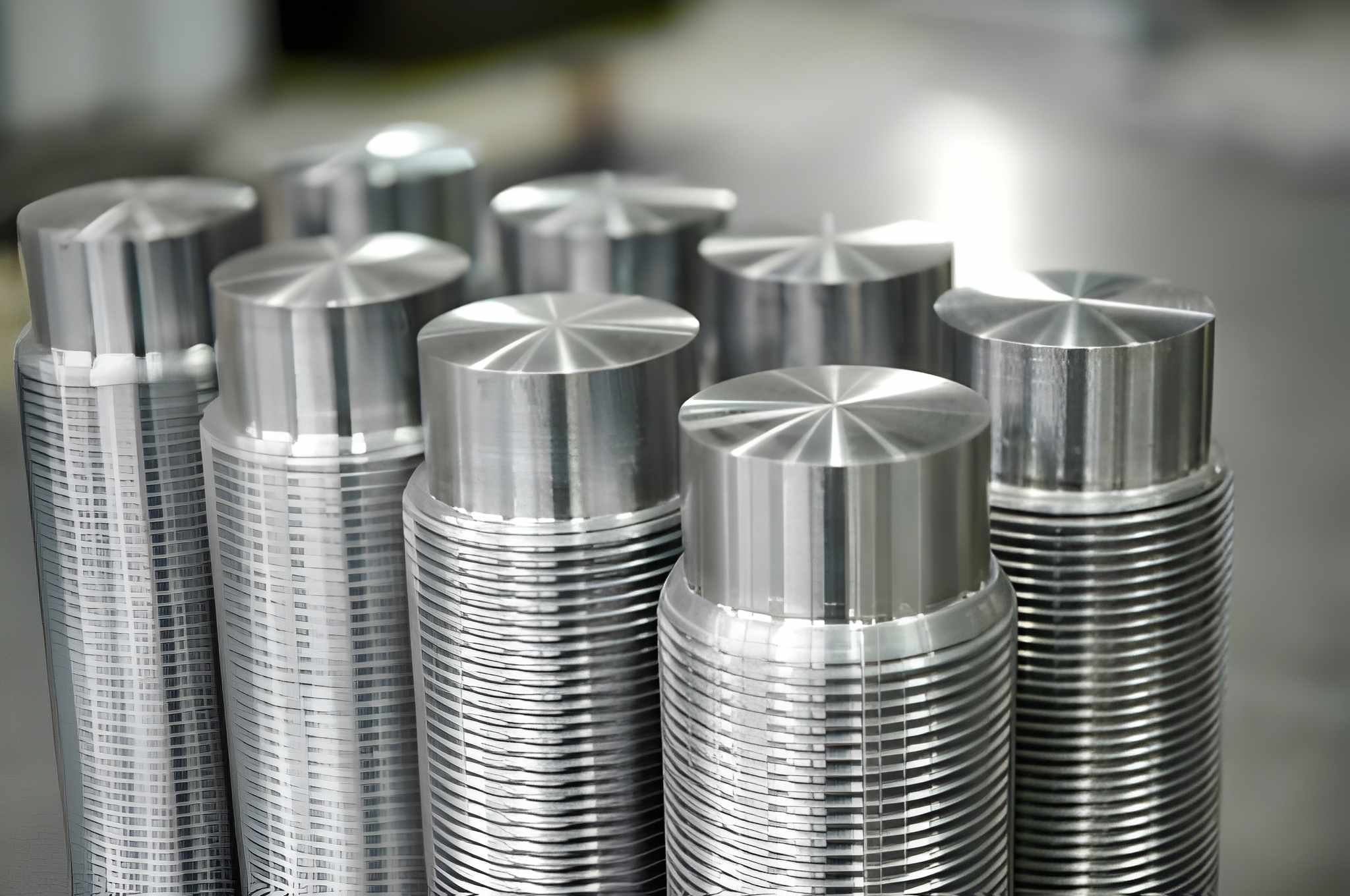 Metal Pins with Screw Thread